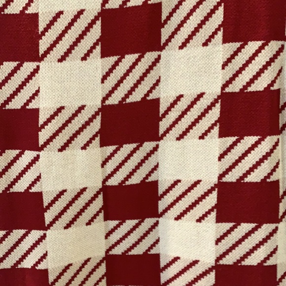 Houndstooth Sweater Dress - Picture 2 of 4